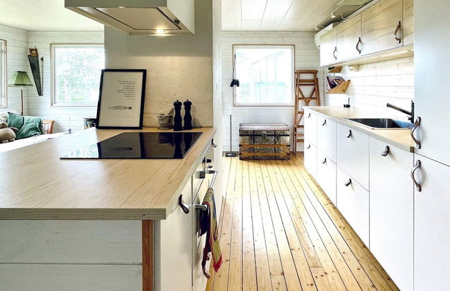 4 Star Holiday Home in Uddevalla - Photo 7