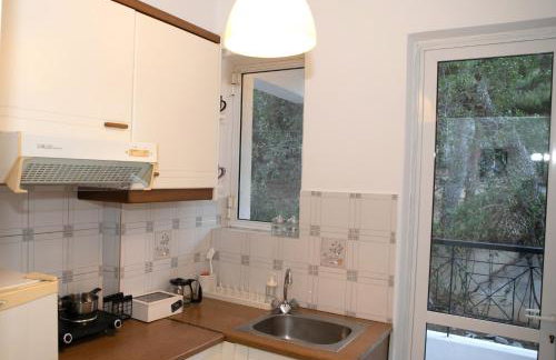 Chic & Calm apartment 3 minutes walk to Rafina Beach - Foto 23