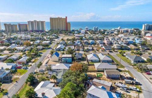 Fanta Sea - Private Seasonal Hot Tub, Game Room, Walk to Beach, Pets OK, & More! - Foto 38