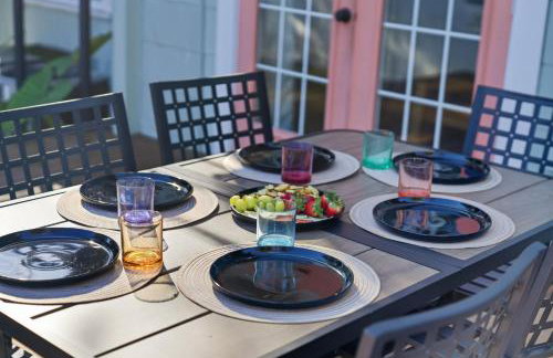 Spacious Modern Farmhouse w/ Private Patio & BBQ! - Foto 2