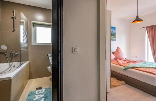 Villa Welcome Home, a spacious and modern villa with a sea view - Foto 2