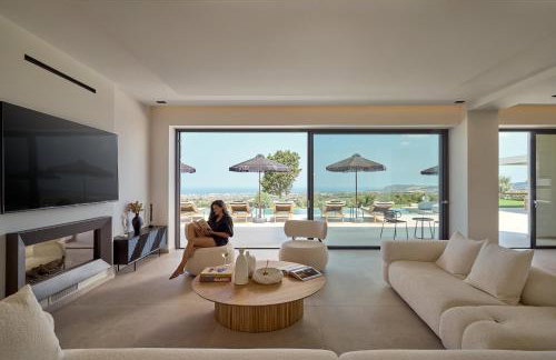 Gavras Exclusive Villas, with Infinity Pools, Spa Whirlpools & SeaViews, By ThinkVilla - Foto 23