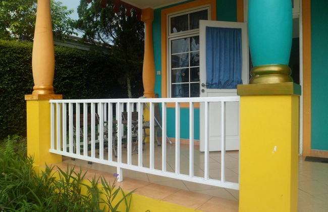 Villa Kota Bunga Violet - Photo 18