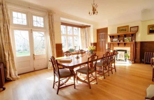 Arnewood Manor - Foto 2