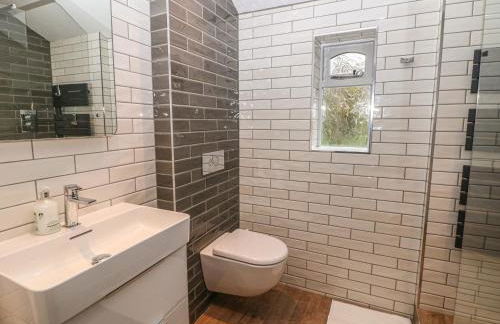 Hockerley Cottage - Photo 12