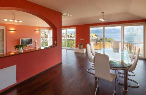 Moro Vrbnik - Foto 51