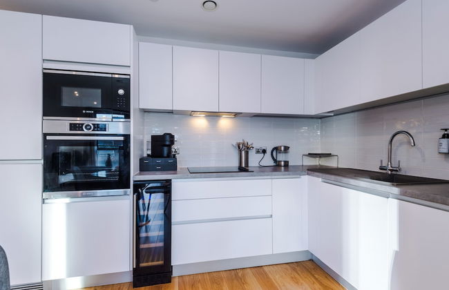 Sleek Apartment near the City Center - Foto 16