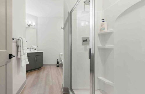 Stylish Living 5 Min From Downtown - Foto 48