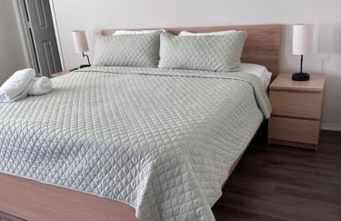 Perfect 4Bd with King Bed Vacation Home - Photo 24