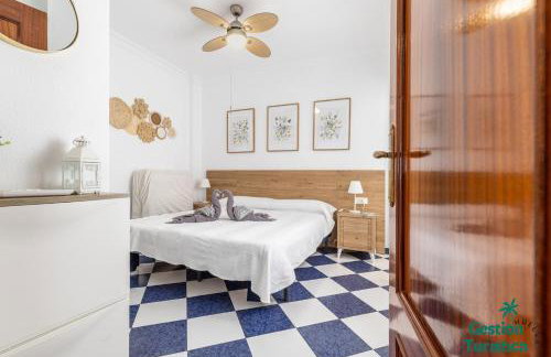 Coqueto apartamento céntrico con terraza y parking - Foto 23