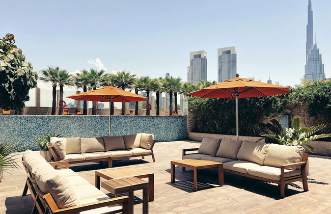 Luxe and Modern Duplex in Difc - Photo 76