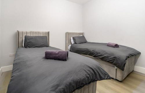 Luxe 5-bedroom House with Hot Tub, Pool table & Football Table - Foto 26