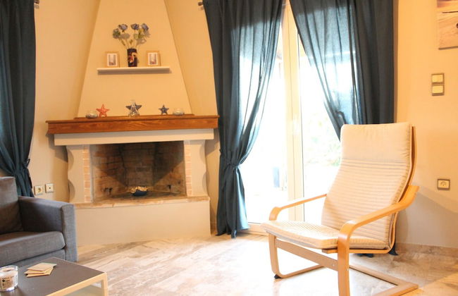 The House of Travelers - Photo 8