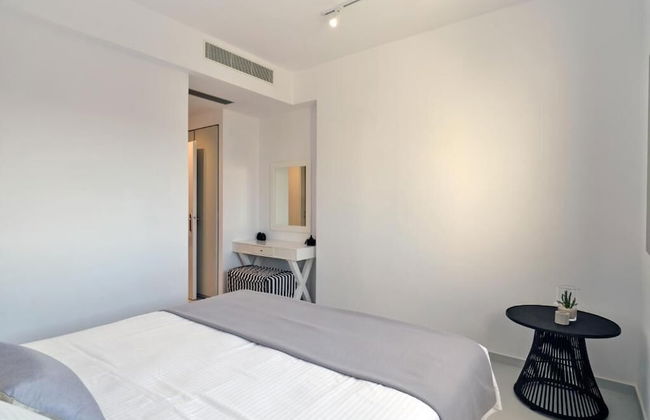 Empire Luxury Villas - Photo 13