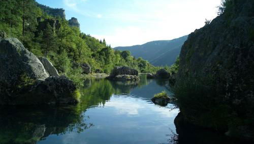 Gîte éco-responsable exceptionnel pour 6 ou 8 personnes secteur gorges du Tarn - Foto 3