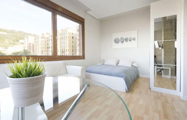 SanSebastianForYou Zurriola Apartment - Photo 4