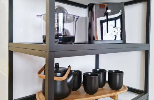 CASA OFICINA - Praia & Centro (300m) - WiFi - AC - Foto 20