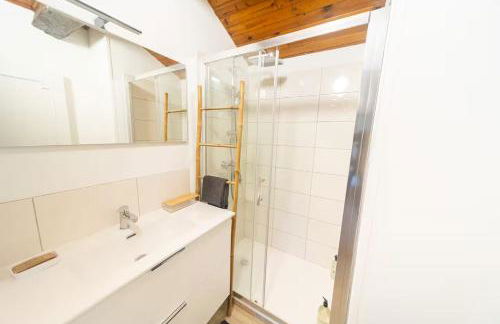 Immeuble 3 Hébergements Entre Dombes et Saône - Foto 23