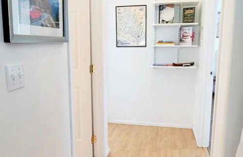 Charming Chalet Close to GNP, Downtown & Game Room! - Foto 61