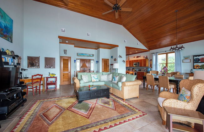 Seven Palms Serenity: Beachfront Oasis - Foto 15