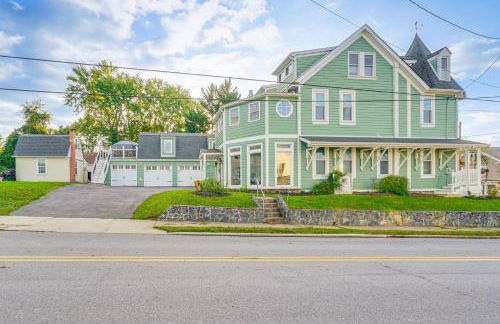 Epic Brunswick Apartment with Deck! - Foto 24