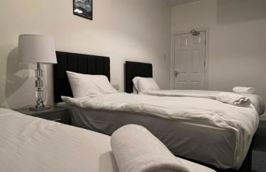 The Bake Apartment - 5 bedroom Large Apartment sleeps up to 16 person - Foto 11