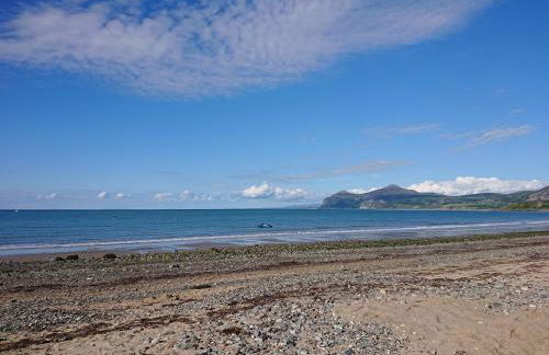 2 Bedroom Family Cottage Dog Friendly Edern North Wales - Photo 33