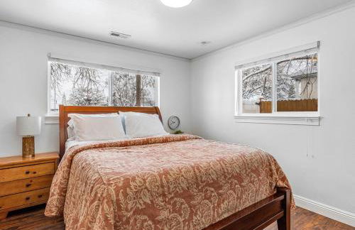 Modern home near UVU and BYU with hot tub and mountain views - Foto 29