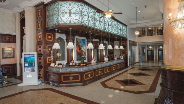 Borne des arrivées/des départs