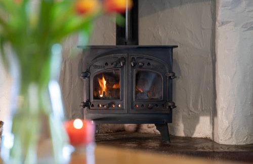 Gelt Cottage, Castle Carrock, family accommodation with 2 dogs welcome and hot tub - Photo 5