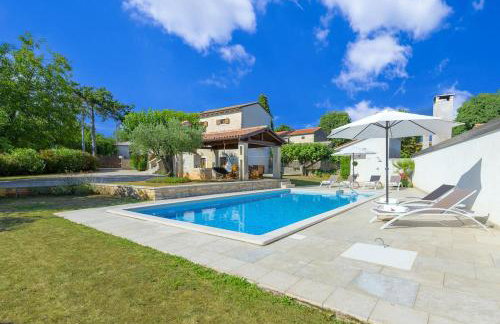 Villa The Mulberry Stonehouse by Istrialux - Photo 41