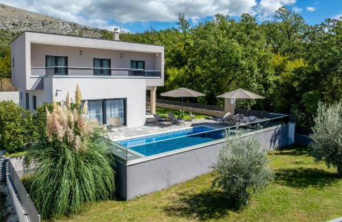 Luxury Villa Oriolus, heated pool, sauna, Split - Photo 17