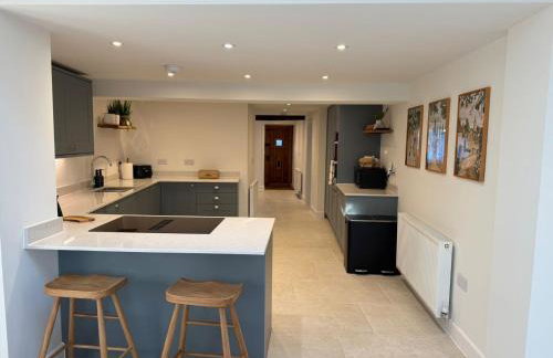 Luxury Lechlade cottage - Character and charm - Photo 11