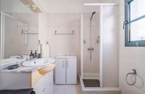 The Balcony - By Wehost - Foto 25