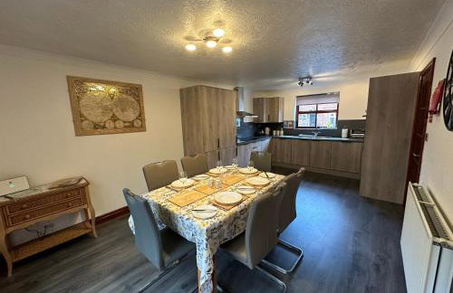 Eric House - Photo 7