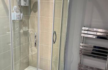 4-Bedroom Cottage in Healing, Grimsby - Foto 6