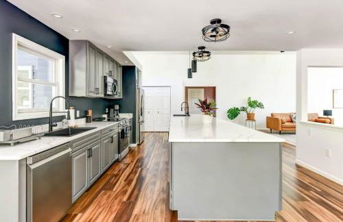 Luxury Mountain Retreat - 4 King Suites & Hot Tub - Photo 50