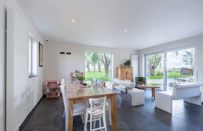 Spacious Holiday Home With Pond in Poperinge - Photo 77