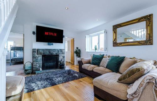 "Woodlands" by Greenstay Serviced Accommodation - Luxury 3 Bed Cottage In North Wales With Stunning Countryside Views & Parking - Close To Glan Clwyd Hospital - The Perfect Choice for Contractors, Business Travellers, Families and Groups - Foto 6