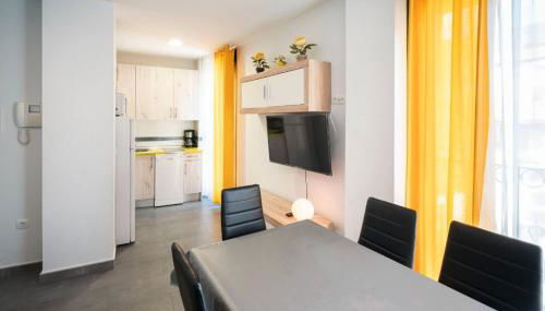 Apartamentos La Plazuela Baños de Montemayor - Foto 2