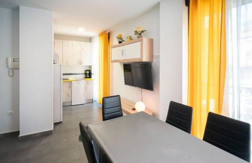 Apartamentos La Plazuela Baños de Montemayor - Foto 2