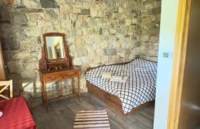 Traditional Stone Home for 2 - Pholeos Mountain Homes - Foto 8