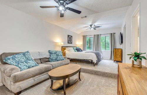 Daphne Home with Deck Close to Beaches and Parks! - Foto 16