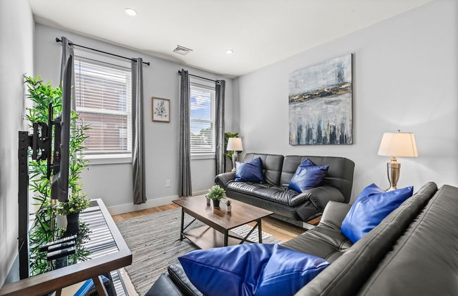 Luxury 2BD 2BA Near Logan Airport and T Station - Foto 13