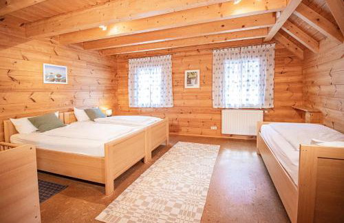 Weingut und Ferienhof Josef Huber - Photo 80