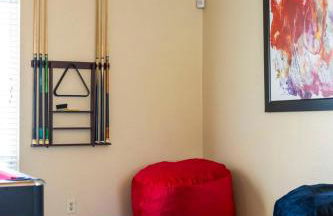 6 Beds 3 Baths Pool BBQ Near the Strip - Foto 22