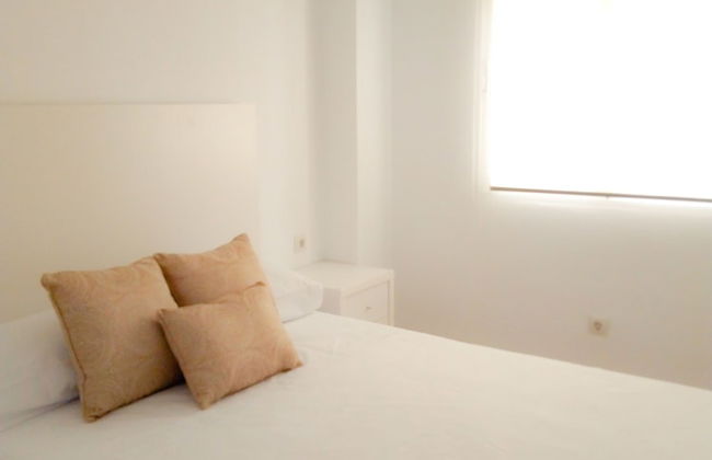 Apartamentos Club La Farola - Photo 2