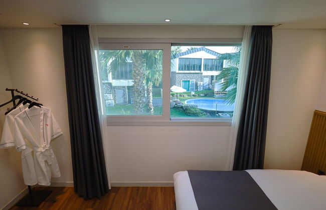 Pool & Villa Sorang - Photo 16