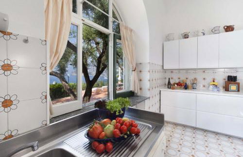 Amore Rentals - Villa Lo Scoglio - Foto 88