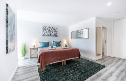 Frontline Seaview Apartment - Photo 4